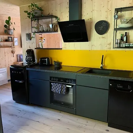 Eco Tiny Haus Fur 4 In Der Ferienhaus
